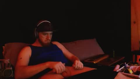 Snapshot of genitalwars chatting on January 16, 2026, 4:05 am genitalwars online show from January 16, 2026, 4:05 am