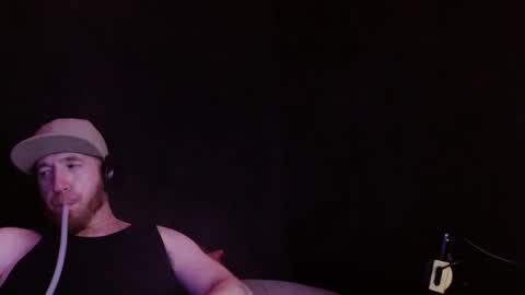 Snapshot of genitalwars chatting on February 15, 2026, 6:32 am genitalwars online show from February 15, 2026, 6:32 am