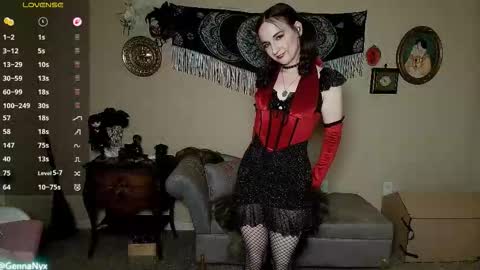 Snapshot of gennanyx chatting on December 14, 2025, 4:18 am Genna Nyx online show from December 14, 2025, 4:18 am