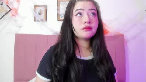 Snapshot of gennesis_love chatting on October 29, 2025, 3:31 am Sofia online show from October 29, 2025, 3:31 am