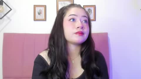 Snapshot of gennesis_love chatting on November 2, 2025, 9:39 pm Sofia online show from November 2, 2025, 9:39 pm