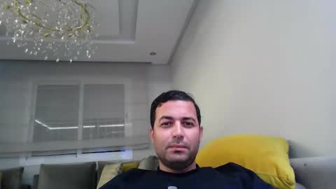 Snapshot of genteldevil chatting on December 14, 2025, 1:33 am genteldevil online show from December 14, 2025, 1:33 am