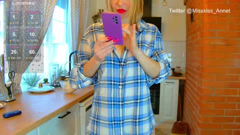 Anna online show from January 24, 2025, 11:04 am