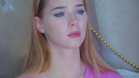 Snapshot of gentlerossi chatting on December 18, 2024, 2:21 am GentleRossi online show from December 18, 2024, 2:21 am