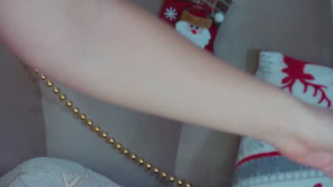 Snapshot of gentlerossi chatting on December 24, 2024, 9:44 pm GentleRossi online show from December 24, 2024, 9:44 pm