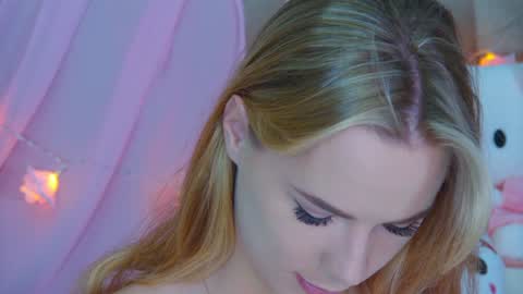 Snapshot of gentlerossi chatting on January 17, 2025, 3:22 pm GentleRossi online show from January 17, 2025, 3:22 pm