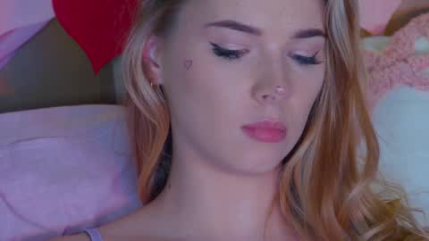 Snapshot of gentlerossi chatting on February 16, 2025, 1:03 am GentleRossi online show from February 16, 2025, 1:03 am