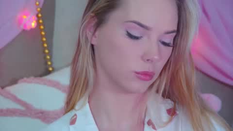 Snapshot of gentlerossi chatting on March 8, 2025, 3:24 pm GentleRossi online show from March 8, 2025, 3:24 pm