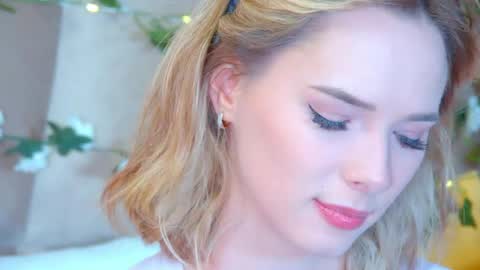 GentleRossi online show from April 22, 2026, 4:19 pm