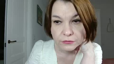 Elena online show from June 10, 2026, 11:53 am