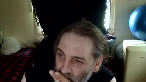 geoffbmn online show from June 21, 2026, 7:49 pm