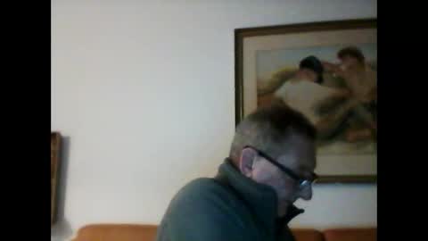 Snapshot of georg1412 chatting on February 6, 2025, 6:35 pm georg1412 online show from February 6, 2025, 6:35 pm