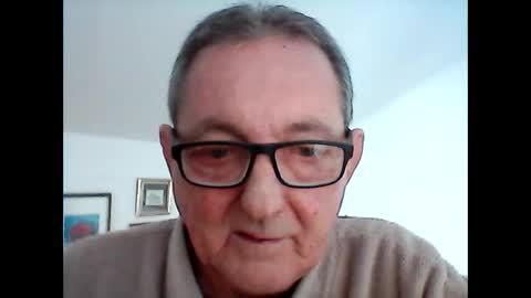 Snapshot of georg1412 chatting on January 7, 2026, 1:13 pm georg1412 online show from January 7, 2026, 1:13 pm