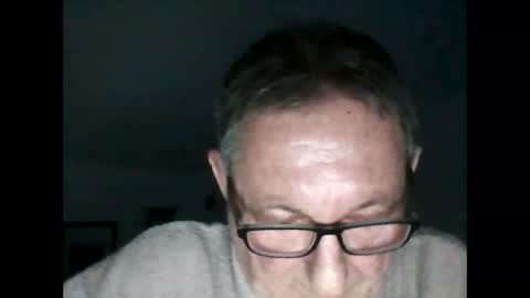Snapshot of georg1412 chatting on March 22, 2026, 5:27 pm georg1412 online show from March 22, 2026, 5:27 pm