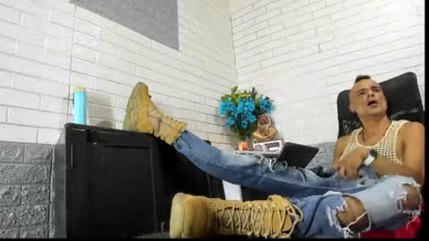 georgepervertscock online show from June 29, 2026, 7:36 pm