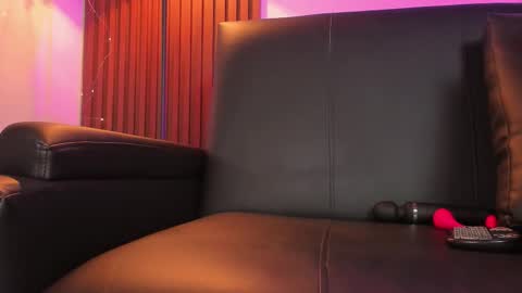 Snapshot of georgina_caruso chatting on February 20, 2026, 6:26 am Georgina Caruso online show from February 20, 2026, 6:26 am