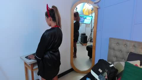 Georgina Coule online show from January 27, 2025, 5:58 pm