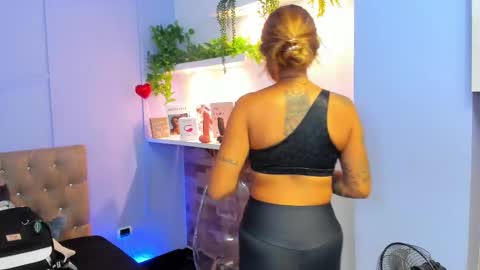 Georgina Coule online show from February 20, 2025, 12:15 pm