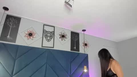 Georgina  online show from December 17, 2025, 11:05 am