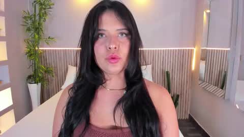GeorginaReyes  online show from December 2, 2025, 10:49 pm