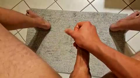 gerdick1 online show from September 23, 2025, 4:32 pm