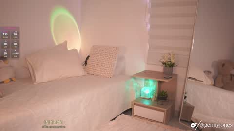 germaine_jones online show from January 6, 2025, 12:46 pm