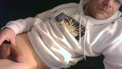 Snapshot of german33bi chatting on January 24, 2025, 2:39 am German33FFM1 online show from January 24, 2025, 2:39 am