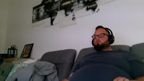 Snapshot of germandick0487 chatting on July 4, 2026, 2:45 pm Phil online show from July 4, 2026, 2:45 pm