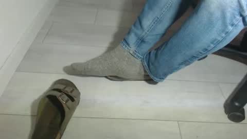 GermanSoleBro online show from February 5, 2026, 7:46 am