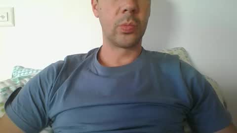 geronimo_2 online show from December 14, 2025, 12:32 pm