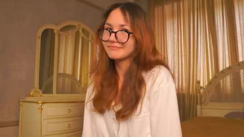 Snapshot of gertrudisshinn chatting on May 31, 2026, 12:45 pm Kristy online show from May 31, 2026, 12:45 pm