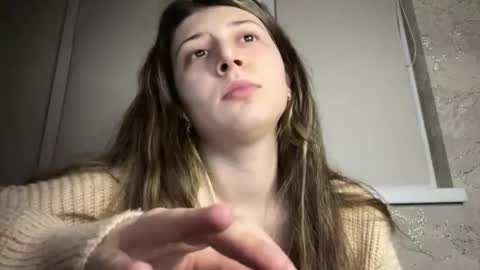 Diana online show from December 19, 2025, 2:24 pm