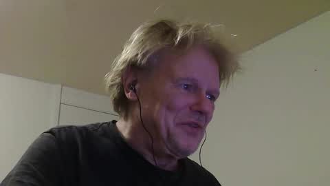 Snapshot of gethyn chatting on January 7, 2025, 5:22 am Gethyn online show from January 7, 2025, 5:22 am