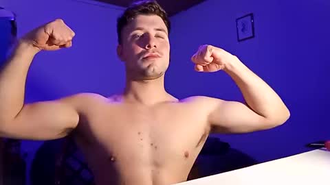 gferrari1996 online show from September 11, 2025, 6:46 am