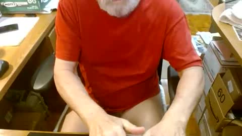 Snapshot of gfhdhr2 chatting on April 18, 2026, 12:14 am gfhdhr2 online show from April 18, 2026, 12:14 am