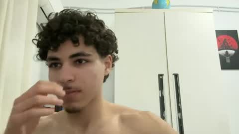 ghilassss online show from February 18, 2026, 11:17 am