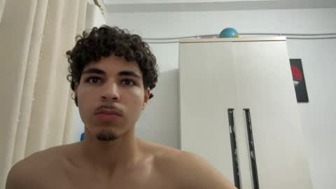 Snapshot of ghilassss chatting on June 19, 2026, 2:32 pm ghilassss online show from June 19, 2026, 2:32 pm