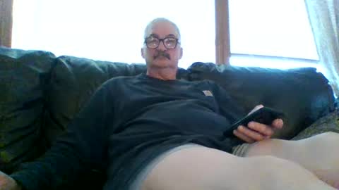 Snapshot of ghost2534 chatting on December 16, 2024, 1:00 pm ghost2534 online show from December 16, 2024, 1:00 pm