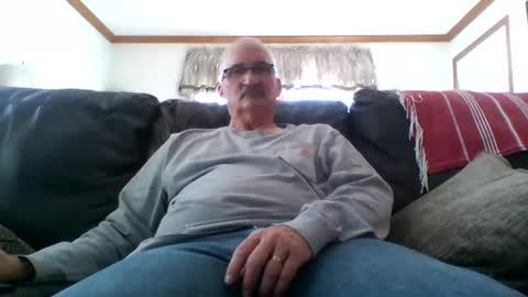 Snapshot of ghost2534 chatting on November 17, 2025, 3:18 pm ghost2534 online show from November 17, 2025, 3:18 pm