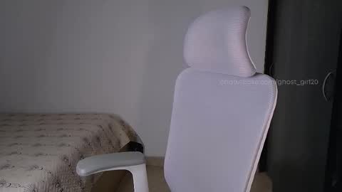 Im Jenn Next stream Monday - start -5 GMT online show from December 18, 2025, 2:39 am