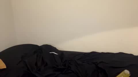 Snapshot of ghostpetal chatting on February 28, 2026, 12:33 am ghostpetal online show from February 28, 2026, 12:33 am