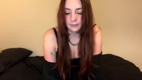 Snapshot of ghostpetal chatting on March 16, 2026, 12:17 am ghostpetal online show from March 16, 2026, 12:17 am