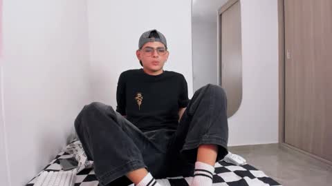 Snapshot of ghostvicent chatting on March 4, 2026, 1:22 am Vicent Campoli online show from March 4, 2026, 1:22 am