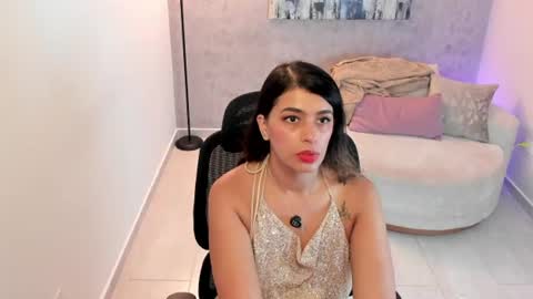 Snapshot of gia_watsonn chatting on July 30, 2026, 7:02 pm Gia online show from July 30, 2026, 7:02 pm