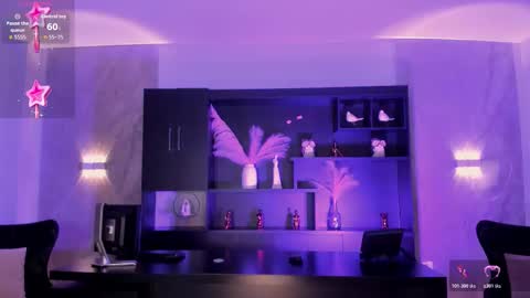 Gia Ferrera online show from February 18, 2026, 7:43 pm