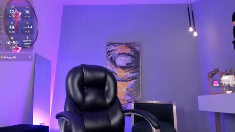 Gia Ferrera online show from April 28, 2026, 7:19 pm
