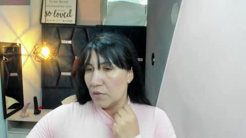 Snapshot of giafox_ chatting on October 5, 2025, 1:20 pm G I A FOX online show from October 5, 2025, 1:20 pm