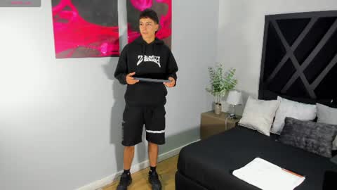 Snapshot of gian_rossii chatting on June 26, 2026, 11:25 am GIAN online show from June 26, 2026, 11:25 am