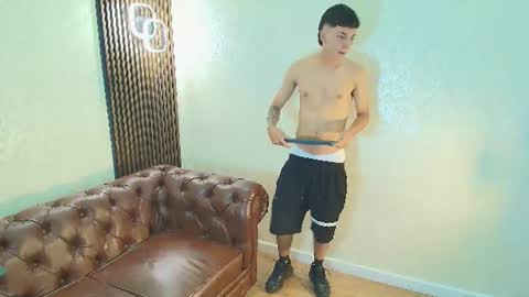 Snapshot of gian_rossii chatting on June 27, 2026, 12:37 am GIAN online show from June 27, 2026, 12:37 am