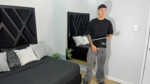 Snapshot of gian_rossii chatting on June 30, 2026, 11:22 am GIAN online show from June 30, 2026, 11:22 am